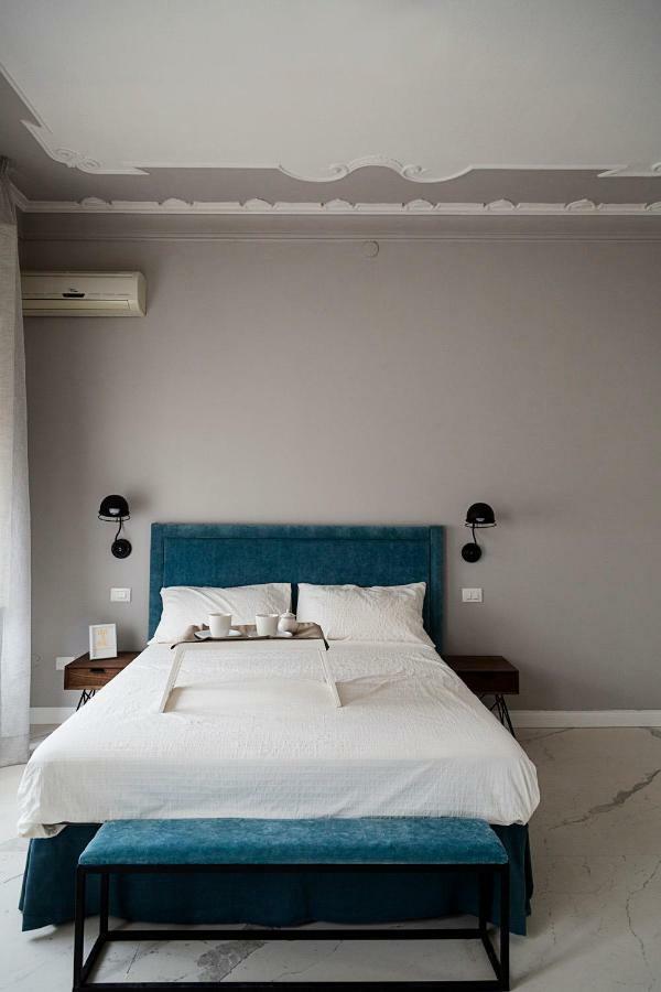 Le Bain Suite - Accanto Al Mare Vicinissima A Ortigia E Al Teatro 锡拉库扎 外观 照片